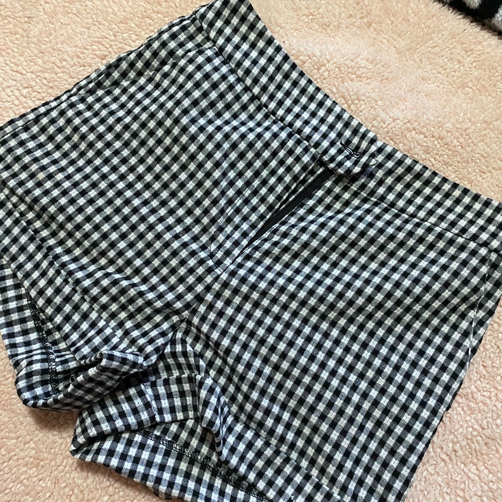 Forever 21 Gingham high waist shorts Small